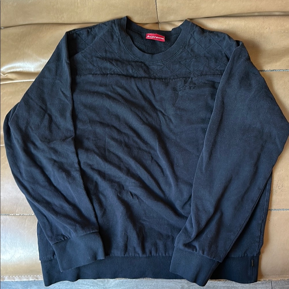 Black SUPREME Crewneck Sweater